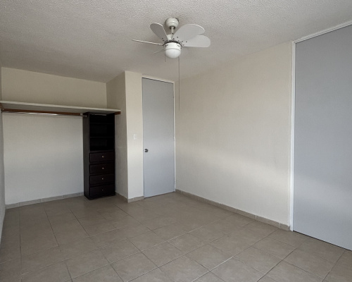 Santiago de Querétaro Blvrd Peña Flor 891, Querétaro, 3 Habitaciones Habitaciones, ,2.5 BathroomsBathrooms,Casa,En Renta,Blvrd Peña Flor 891,1610